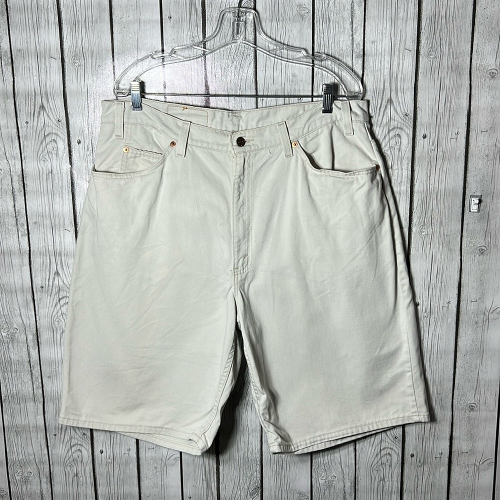 Levi’s 560 vintage loose fit denim shorts size 38 made in U.S.A